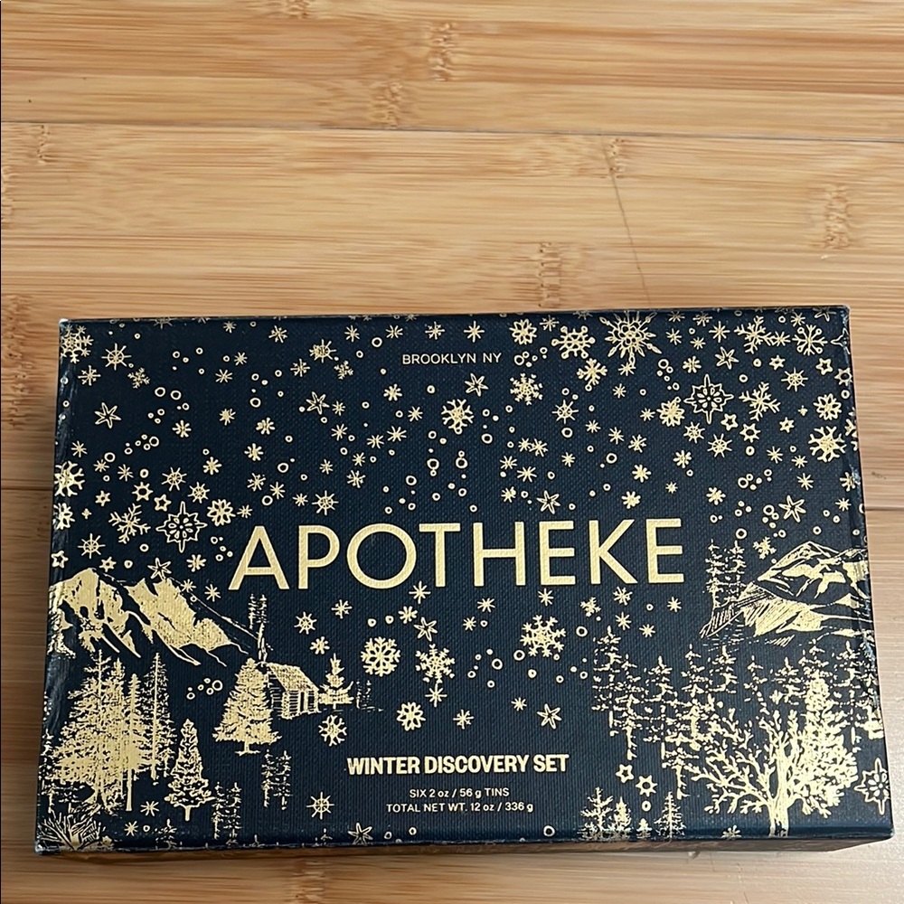 Winter Discovery Candle Set - Elegant Gold and Black